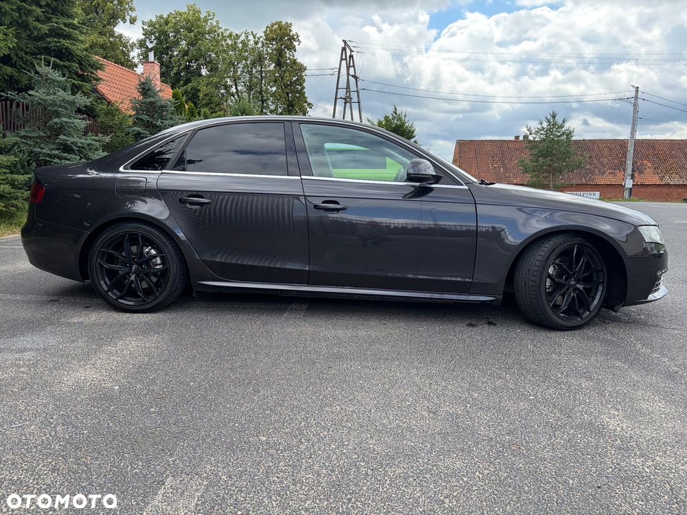 Audi A4 Limousine - 2