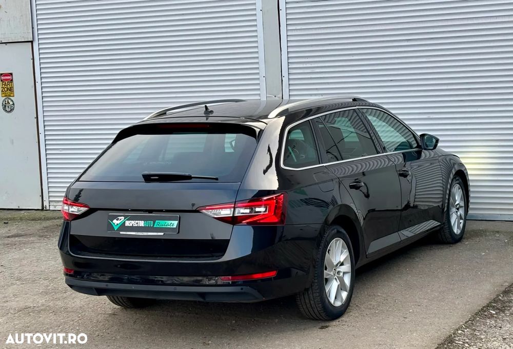 Skoda Superb 2.0 TDI DSG Style - 14