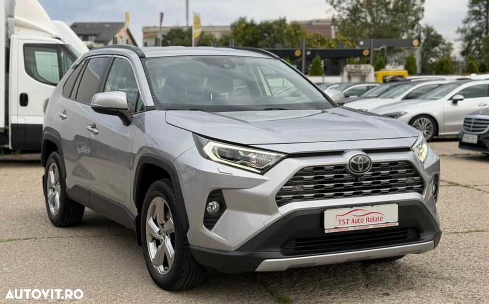 Toyota RAV4 - 13