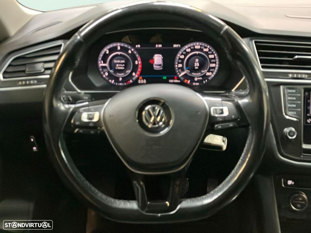 VW Tiguan - 10