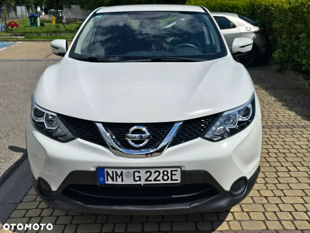 Nissan Qashqai 1.2 DIG-T N-Vision - 11
