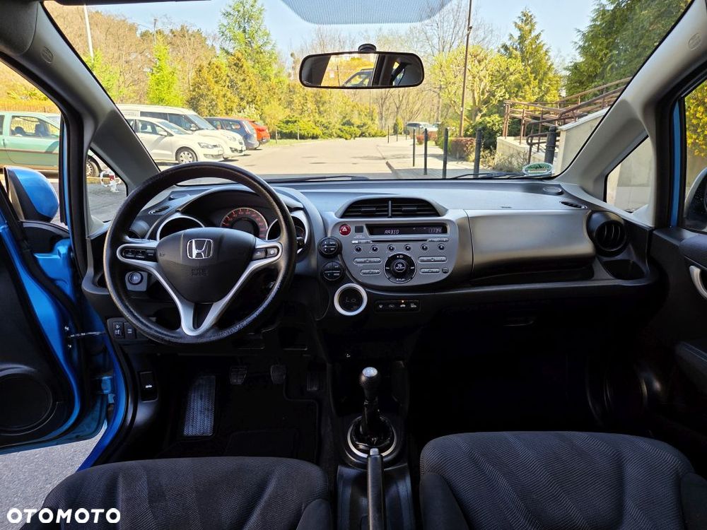Honda Jazz 1.4 Executive - 32