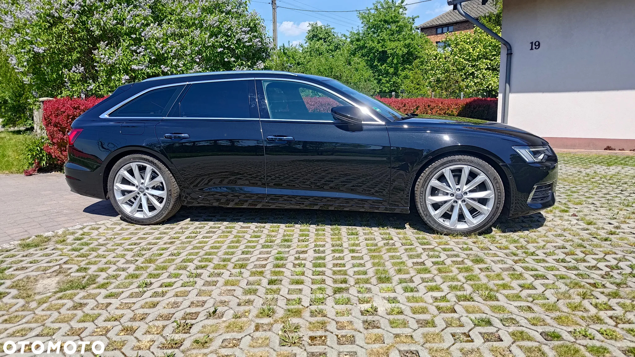 Audi A6 Avant 40 TDI quattro S tronic advanced - 4
