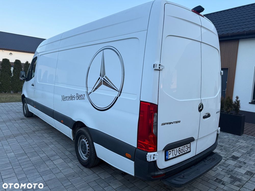 Mercedes-Benz Sprinter - 7