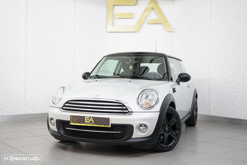 MINI 3 Portas Cooper D - 3