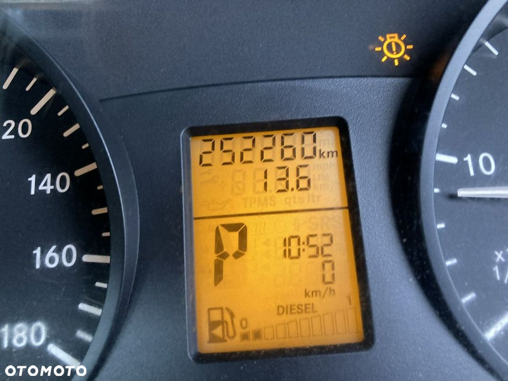 Mercedes-Benz Sprinter - 16