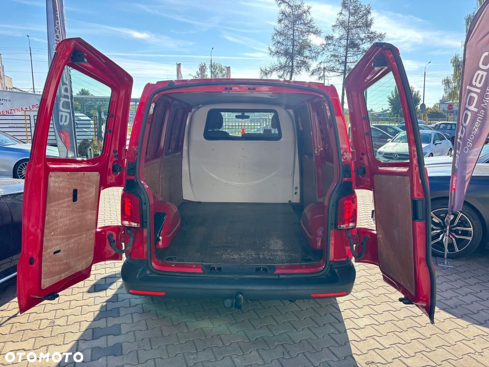 Volkswagen Transporter - 22