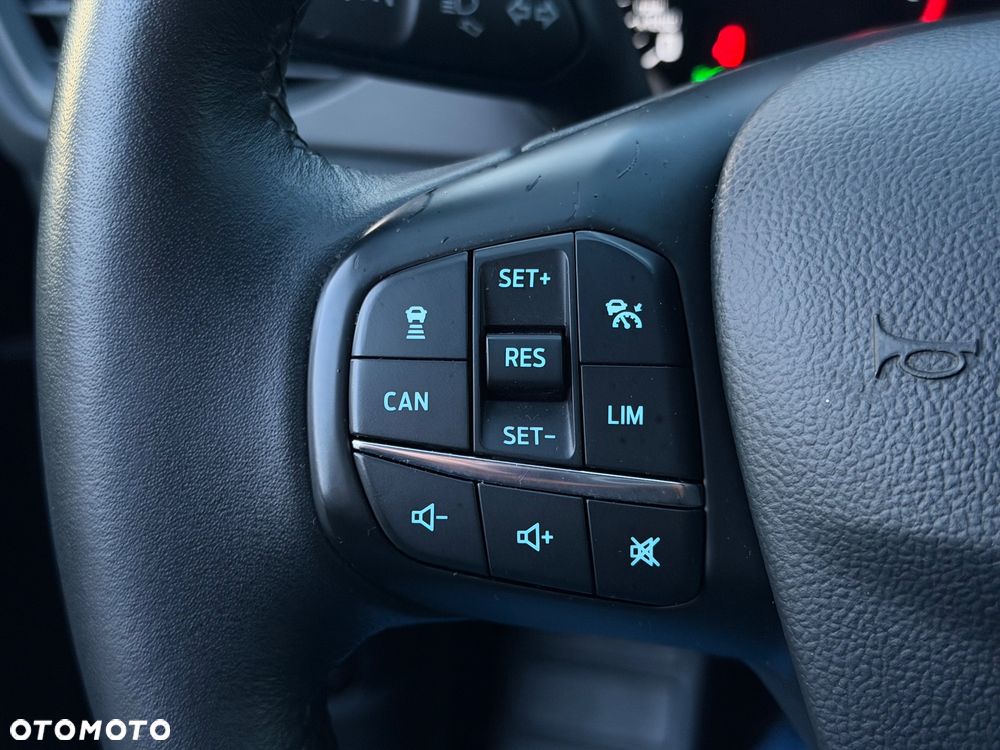 Ford Focus 1.0 EcoBoost Titanium X - 18
