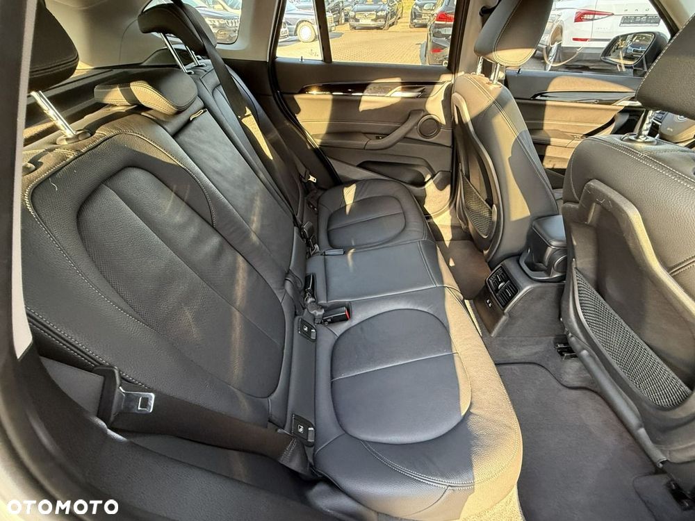 BMW X1 - 26