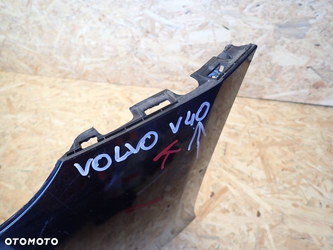 VOLVO V40 12- zderzak przedni przód - 9