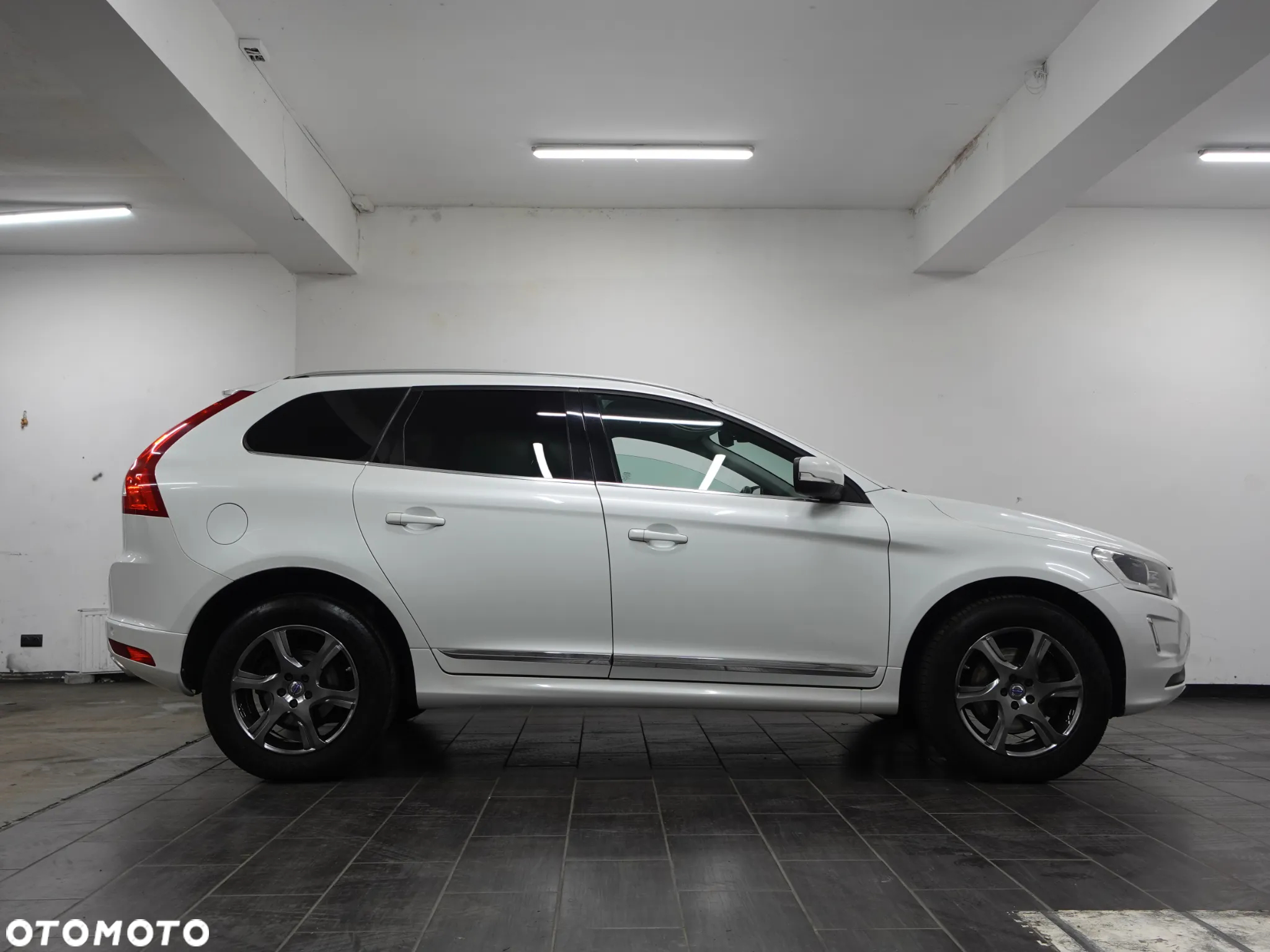 Volvo XC 60 D4 AWD Summum - 11