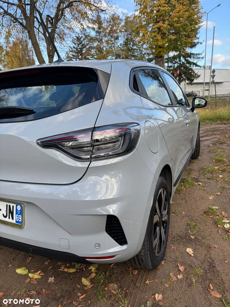Renault Clio - 8