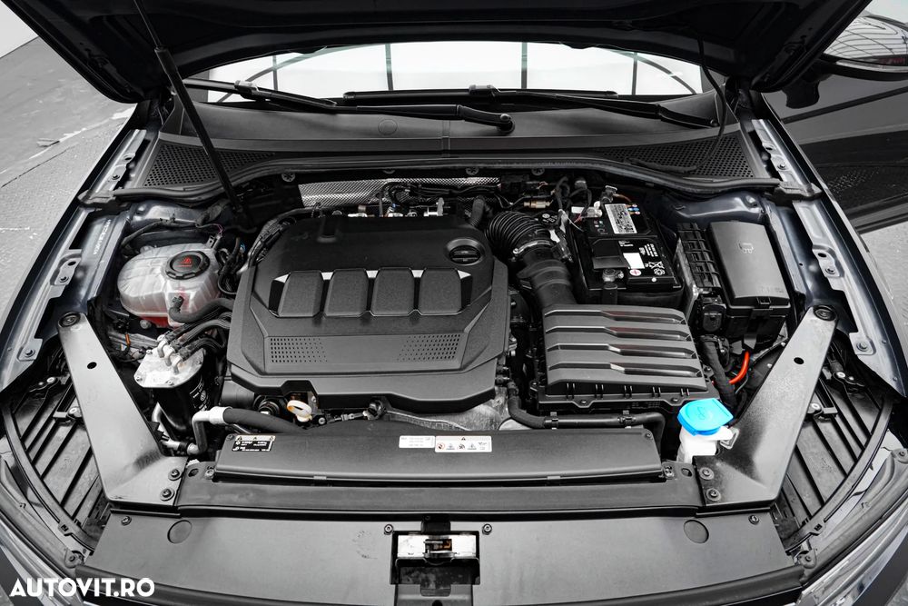 Volkswagen Passat 2.0 TDI Trendline - 21