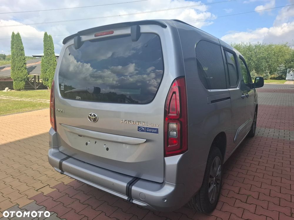 Toyota Proace City Verso Long 1.5 D-4D Family - 4