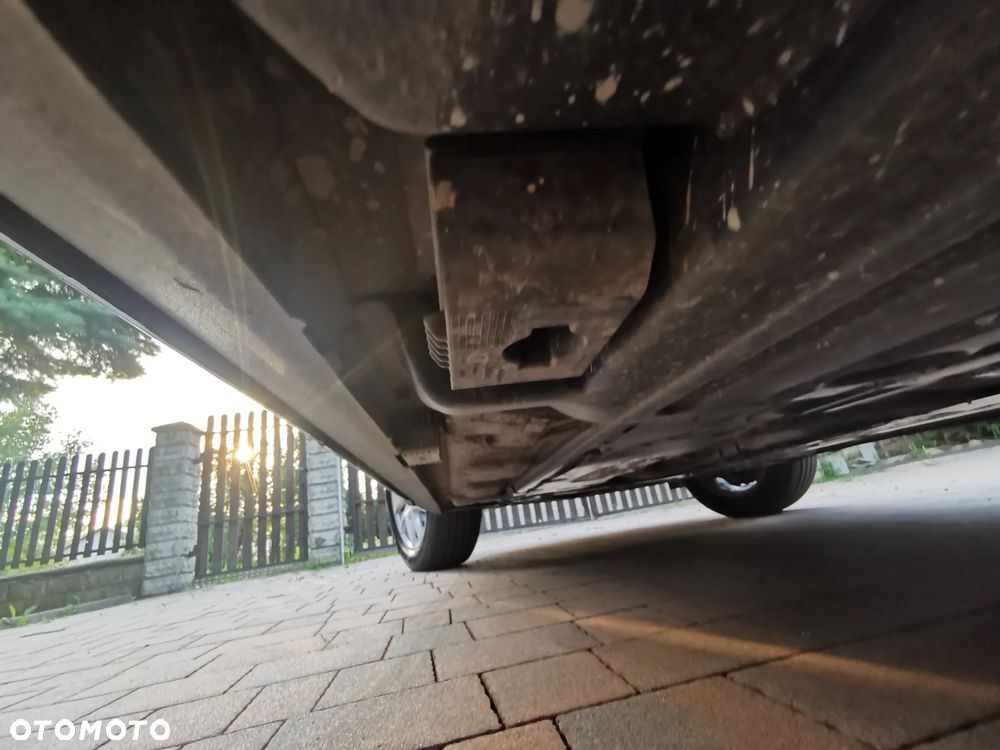 Volvo XC 60 B4 D AWD Geartronic Momentum Pro - 21