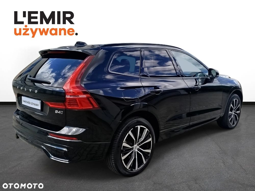 Volvo XC 60 B4 D AWD Plus Dark - 2