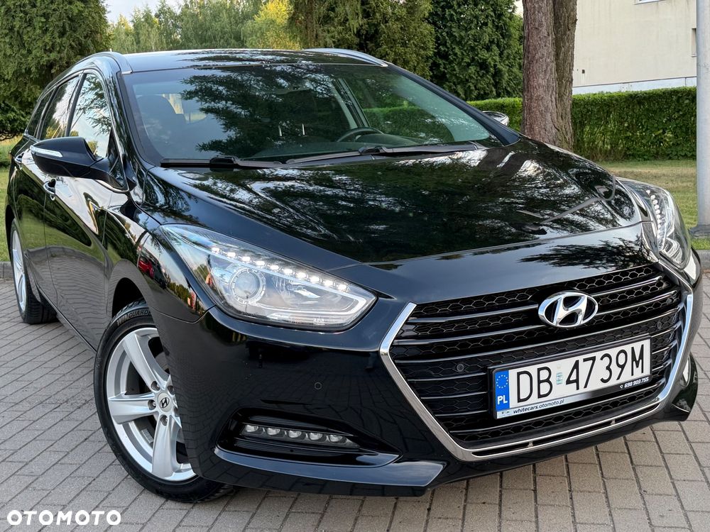 Hyundai i40 Kombi 2.0 Automatik Premium - 23