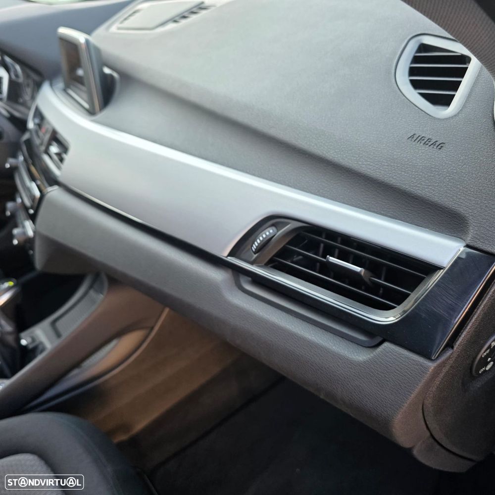 BMW X1 20 d sDrive Auto Advantage - 30