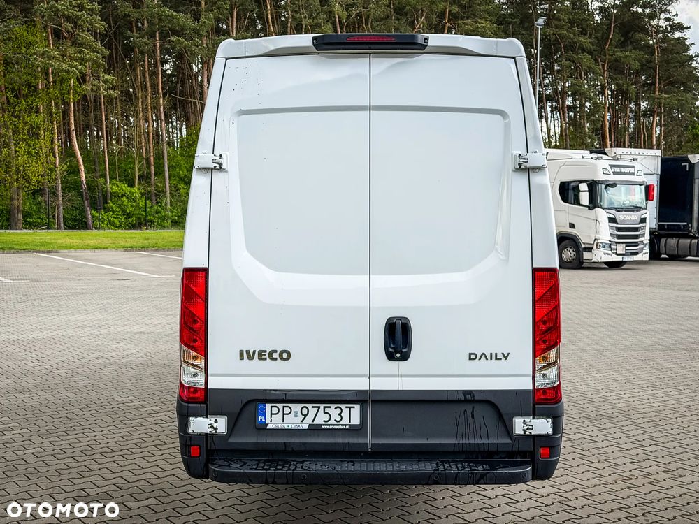 Iveco Daily 35S16 V 2.3 Diesiel 160 KM MT6 Furgon L4H2! - 19