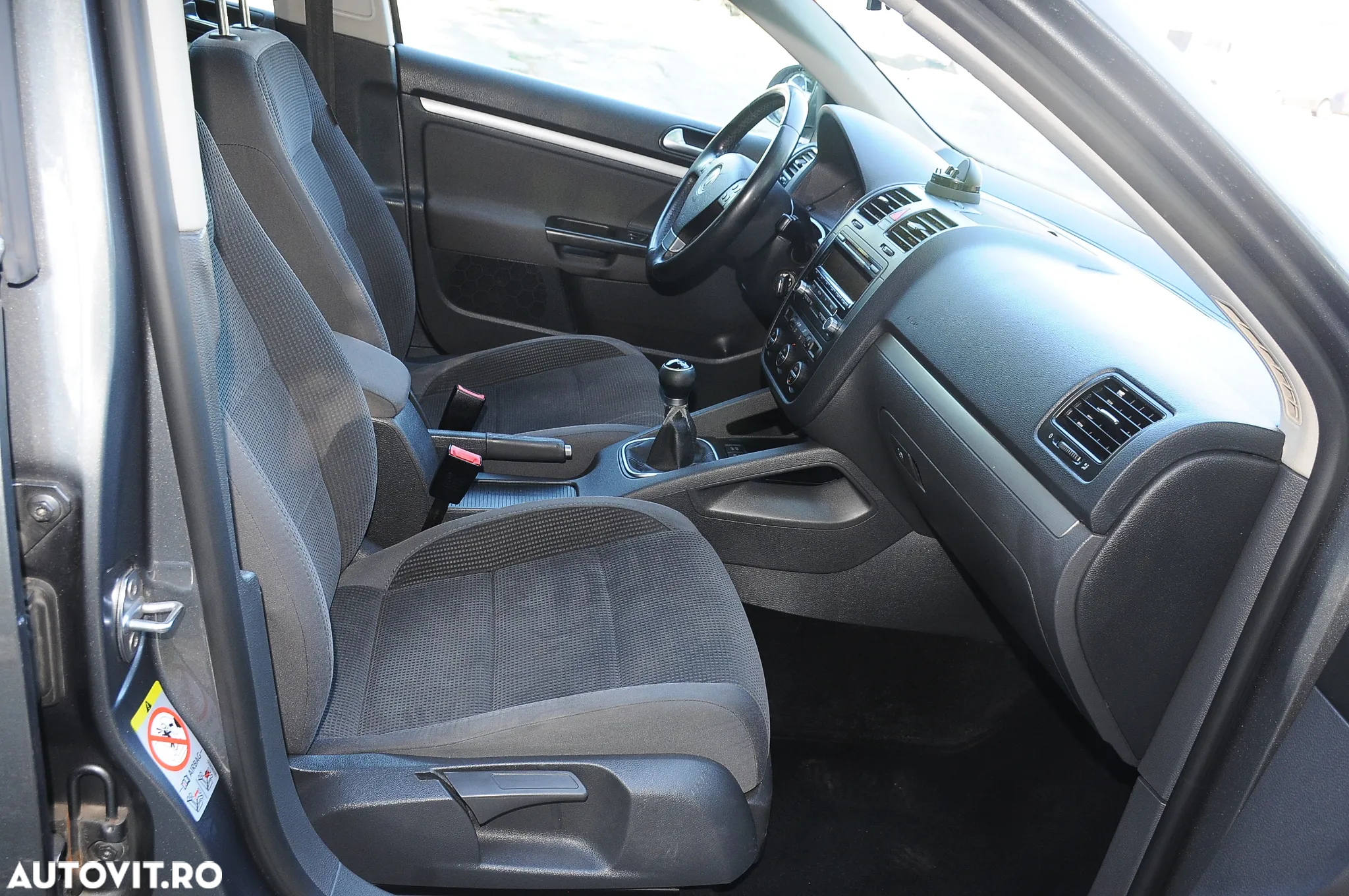 Volkswagen Golf 1.9 TDI Comfortline - 12