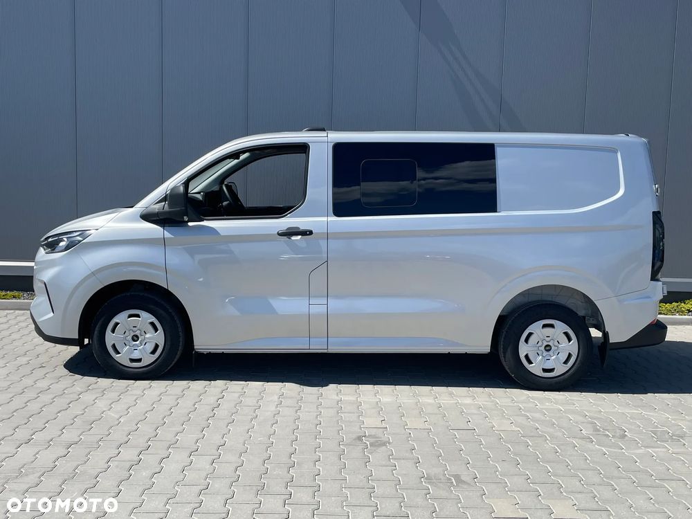 Ford Transit Custom - 13
