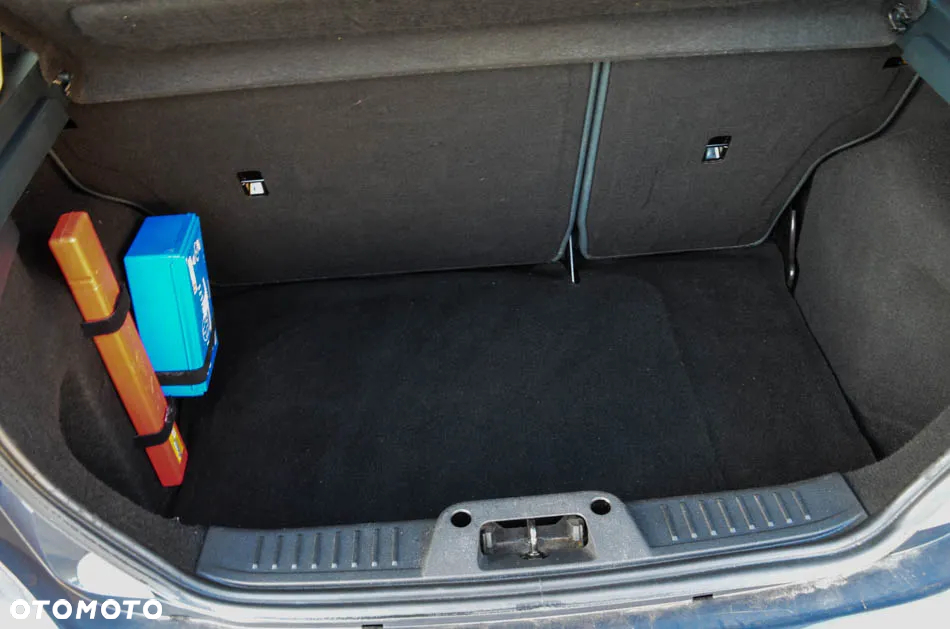 Ford Fiesta 1.25 Ambiente - 16