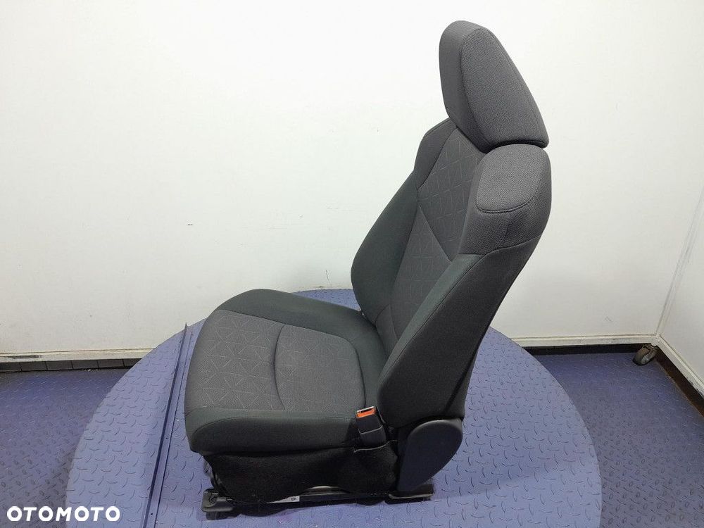 TOYOTA RAV4 V XA50 18- FOTEL PRAWY PRZEDNI PASAŻERA. - 6
