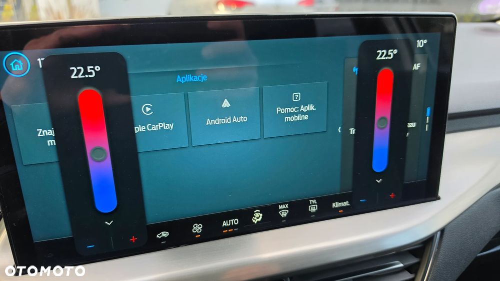 Ford Focus 1.0 EcoBoost Hybrid TITANIUM X - 28