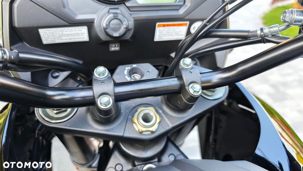 Suzuki V-STROM - 18