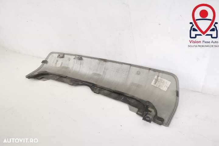 Capac Fusta Spoiler Bara Spate Original In Stare Buna Land Rover  Disc - 6