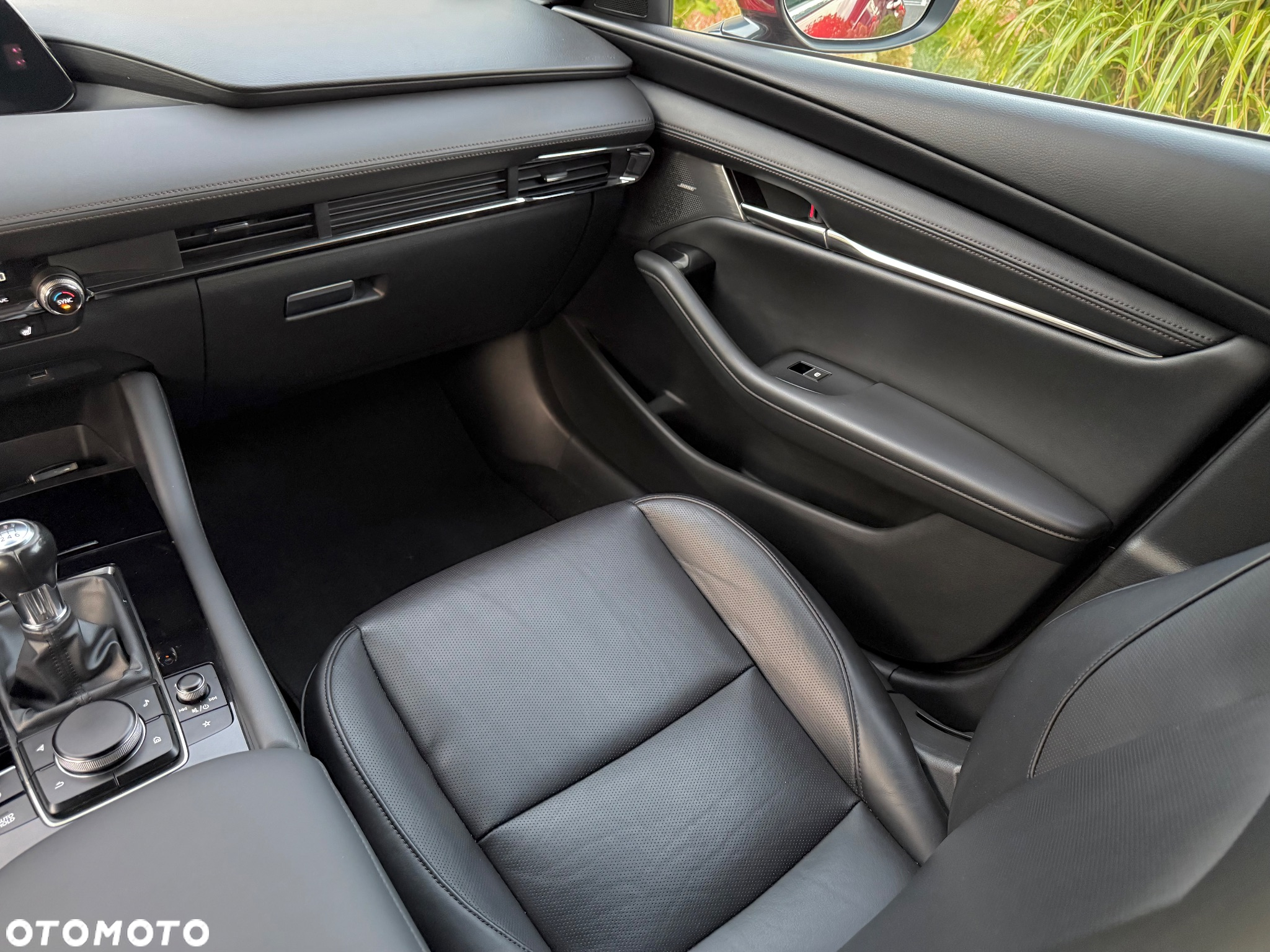 Mazda 3 SKYACTIV-G 2.0 M-Hybrid SELECTION - 10