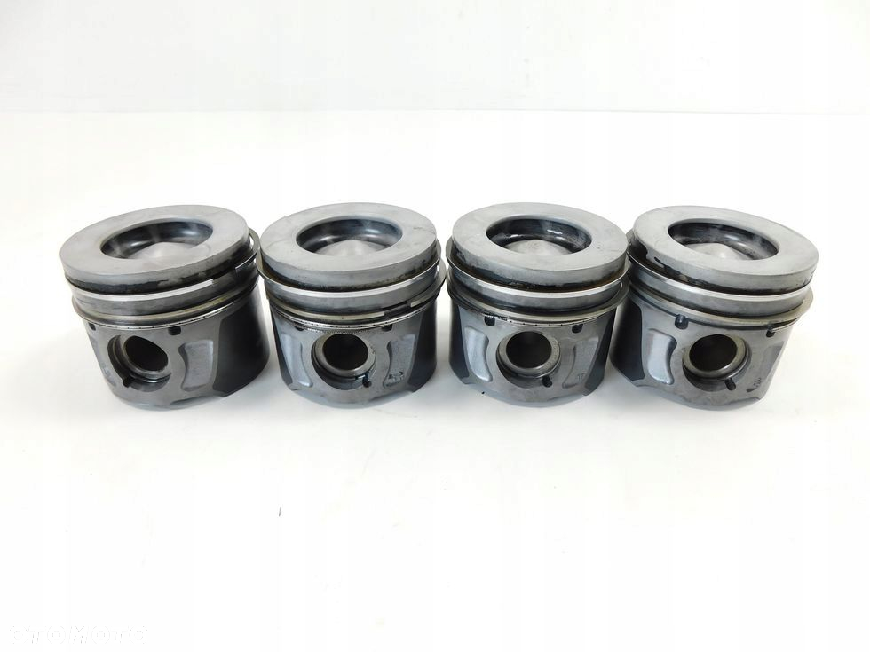 Tłok tłoki 2.0 HDI TDCI EURO 5 Ford Peugeot Citroen C5 III C4 II 508 5008 - 5
