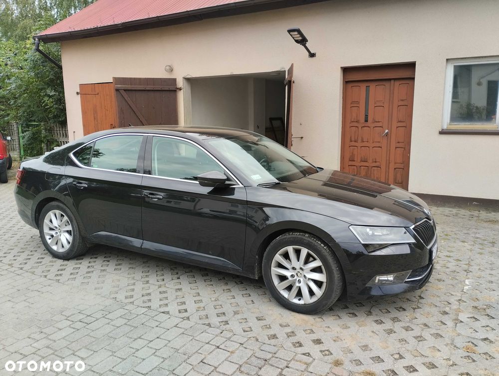 Skoda Superb - 1