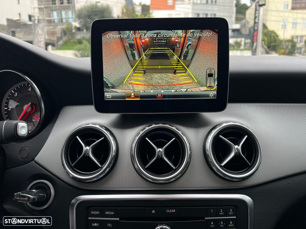 Mercedes-Benz GLA 220 CDi Urban 4-Matic - 15