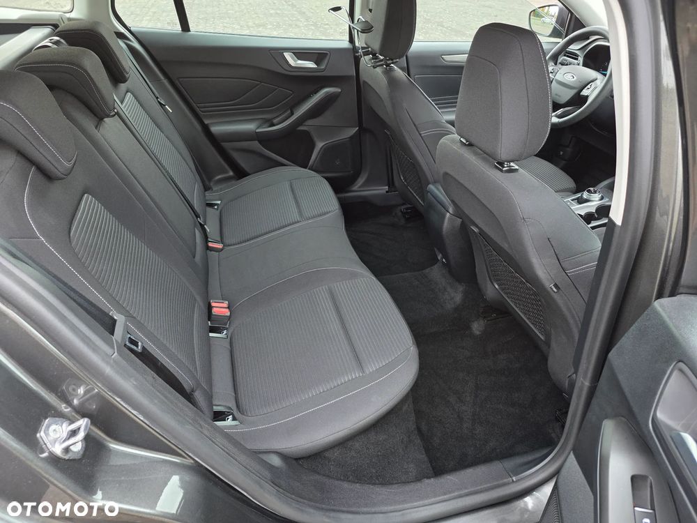 Ford Focus 1.5 EcoBlue Start-Stopp-System TITANIUM STYLE - 19