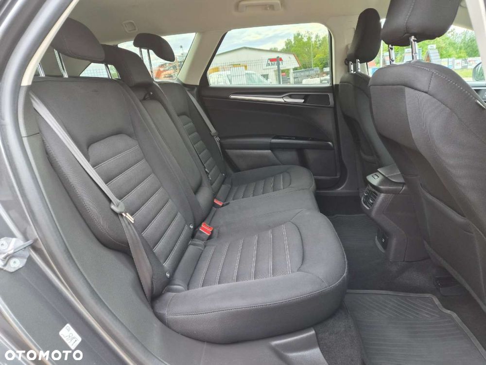 Ford Mondeo 2.0 TDCi Ambiente - 22