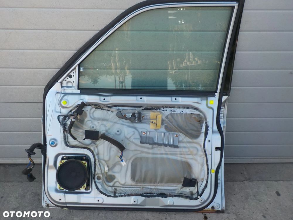 MITUBISHI PAJERO SPORT DRZWI PRAWE PRZÓD - 3