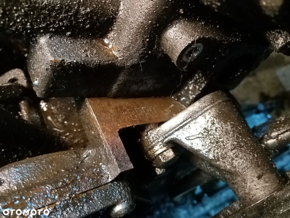 Silnik blok silnika słupek Audi A6 C6 2.7 TDI BPP - 6