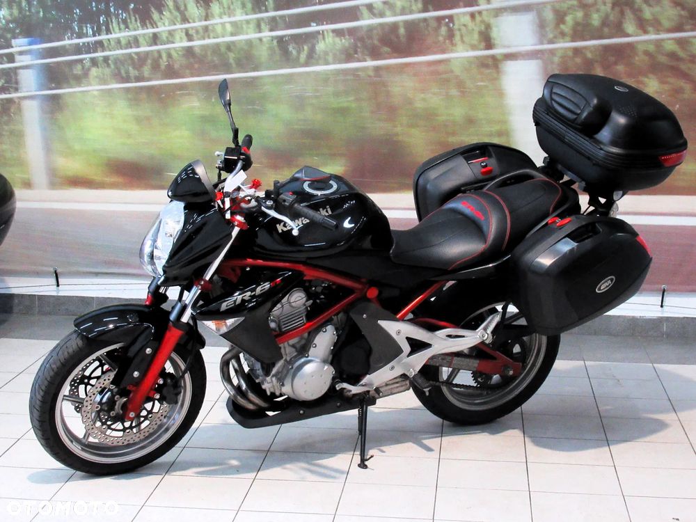 Kawasaki ER - 2
