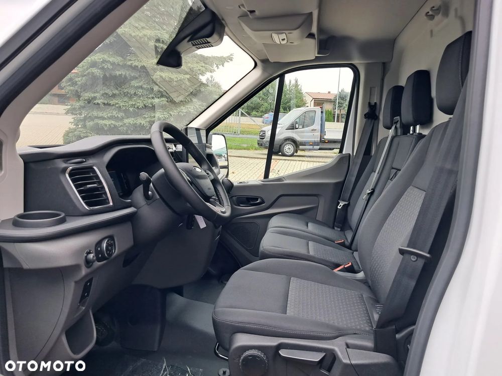 Ford Transit - 15