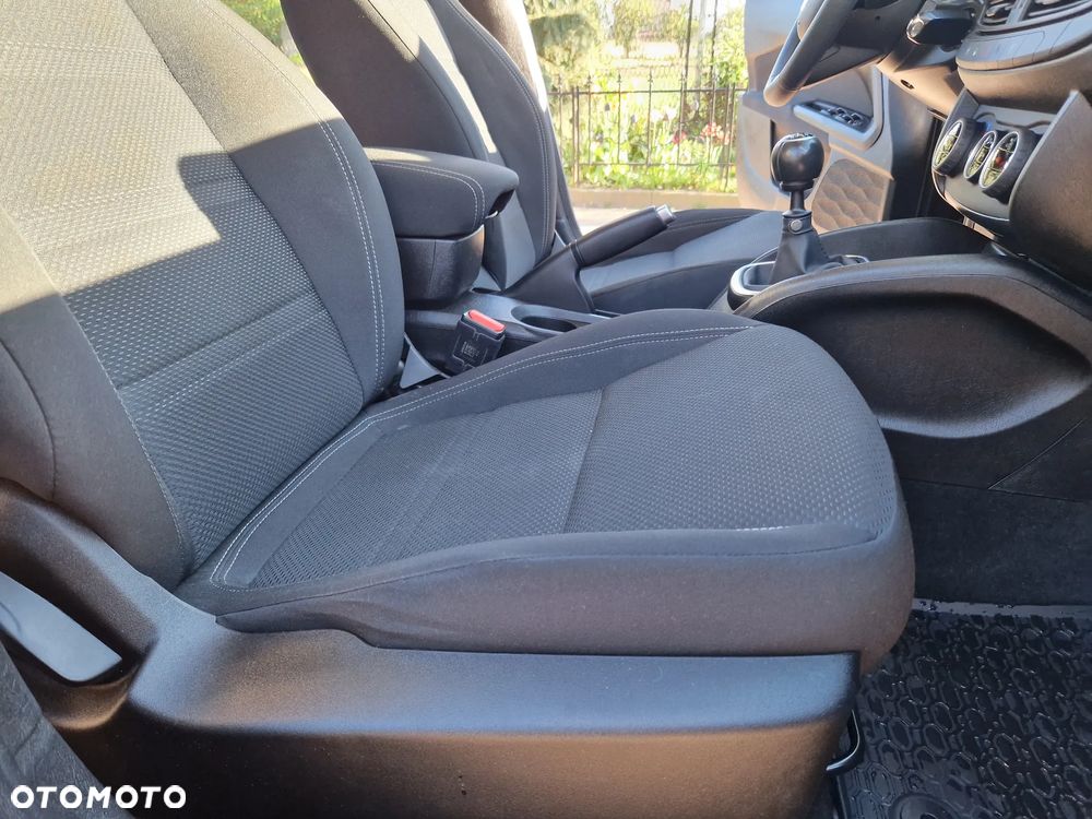 Fiat Tipo 1.4 16v Lounge EU6d - 25