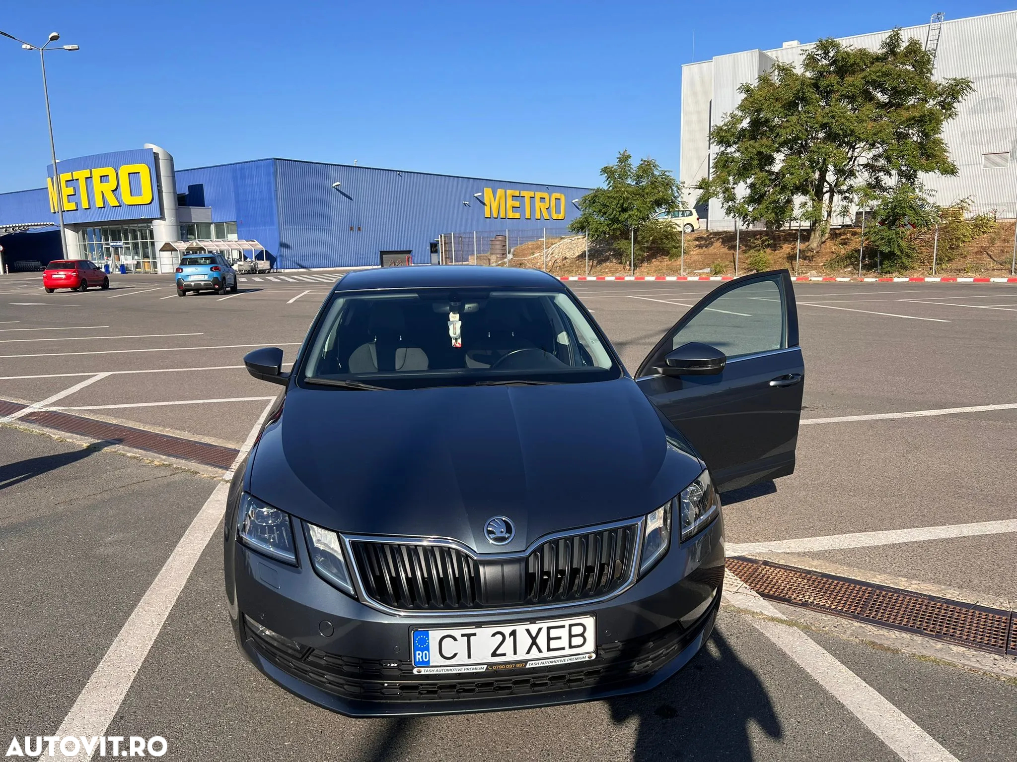 Skoda Octavia - 3