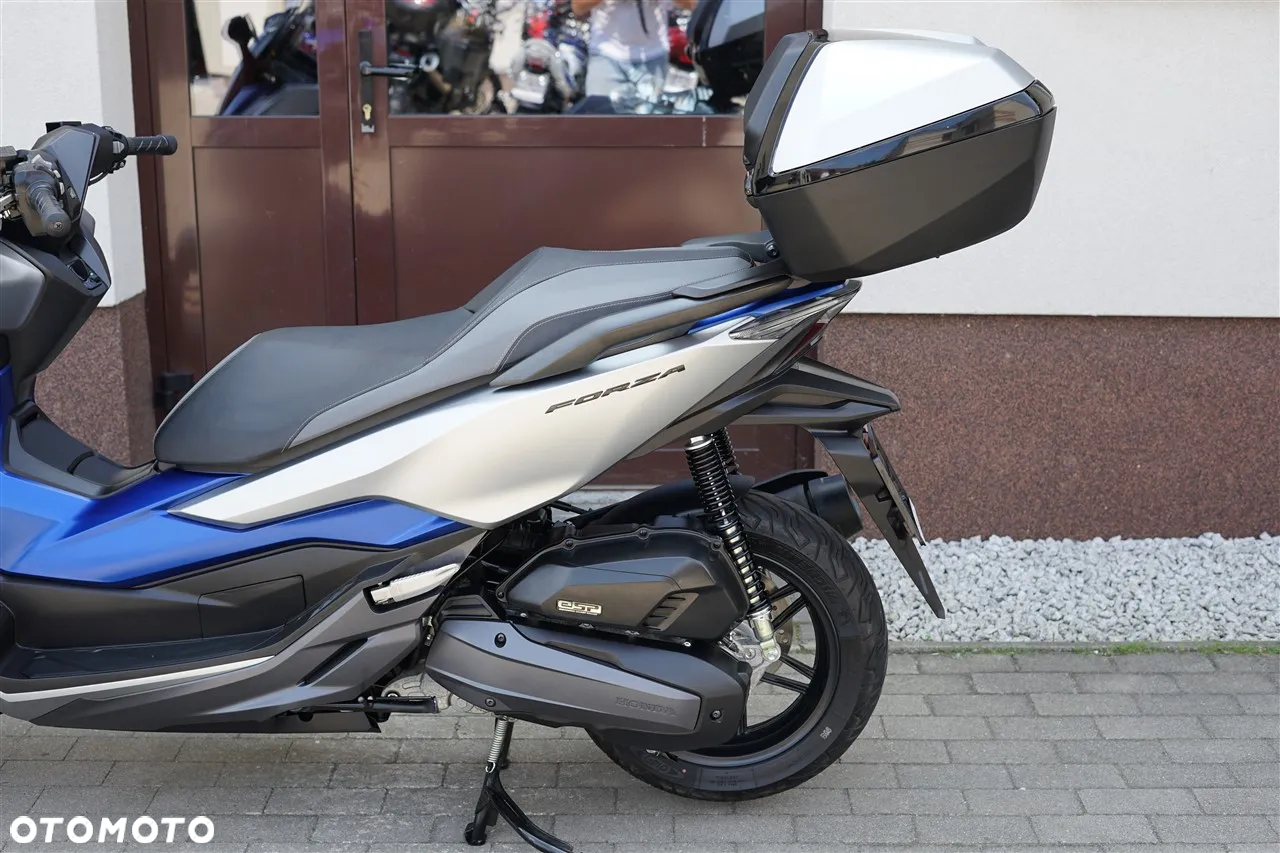 Honda NSS - 22