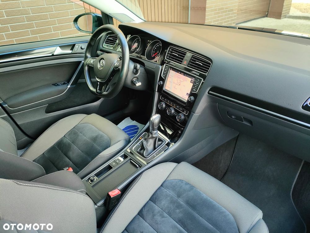 Volkswagen Golf 2.0 TDI (BlueMotion Technology) DSG Highline - 12