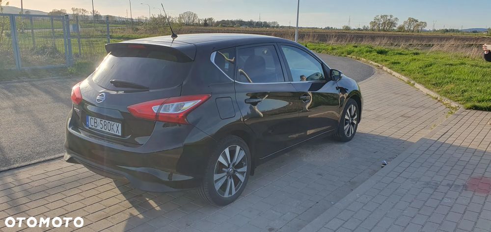 Nissan Pulsar - 12