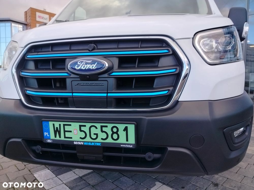 Ford E-TRANSIT - 28