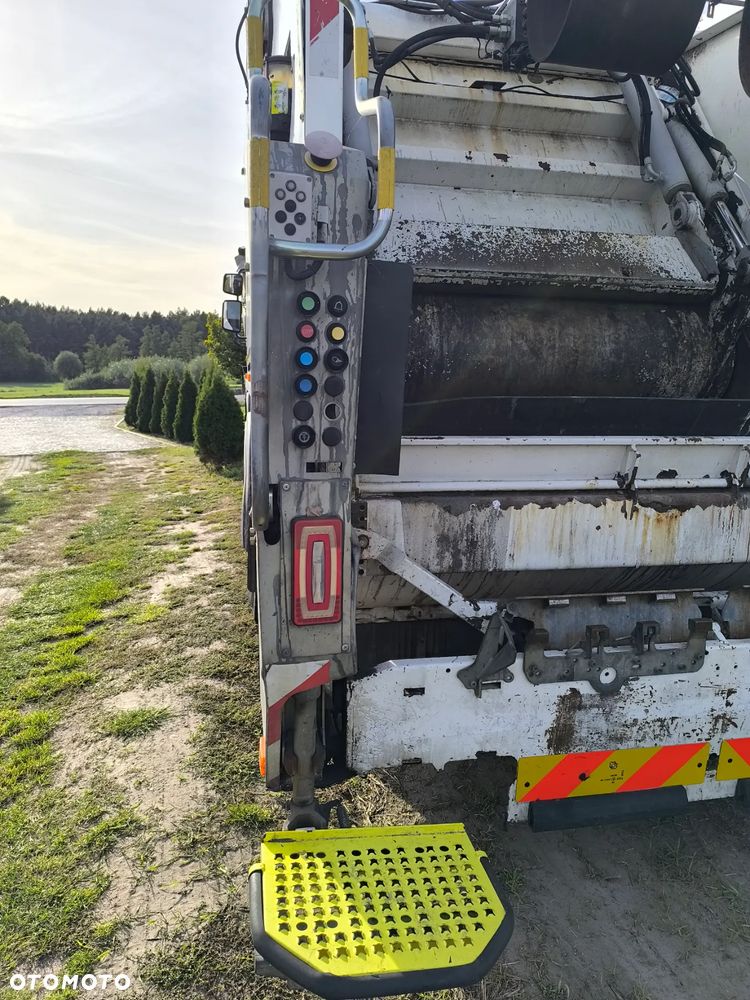 Renault D WIDE C - 26