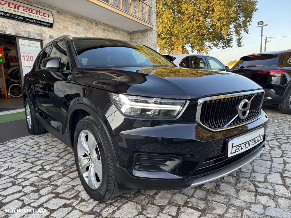 Volvo XC 40 2.0 D3 Momentum AWD Geartronic - 2