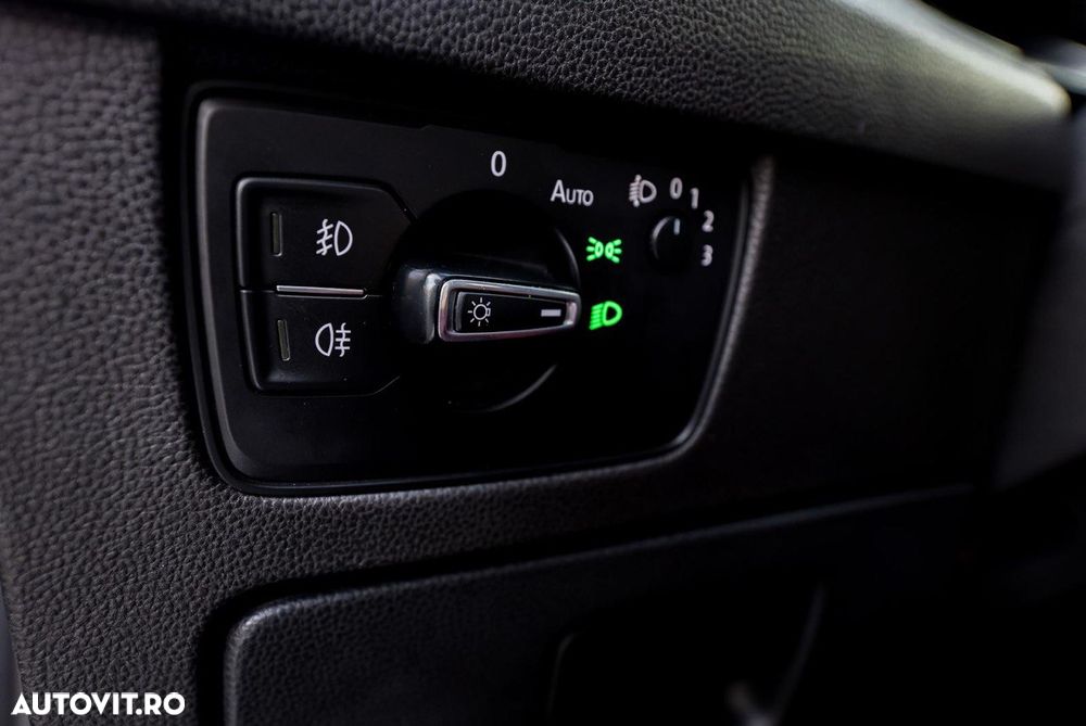 Volkswagen Passat 2.0 TDI (BlueMotion Technology) DSG Comfortline - 12