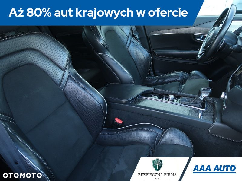 Volvo XC 90 - 10